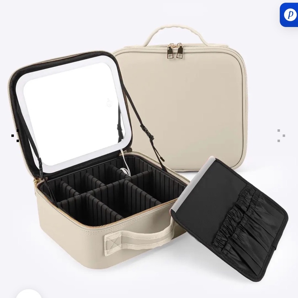 As seen on Insta! NWOT NOBL makeup case